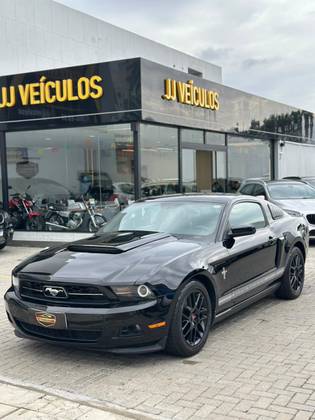 FORD MUSTANG 3.7 V6 GASOLINA AUTOMÁTICO FORD MUSTANG 3.7 V6 GASOLINA AUTOMÁTICO